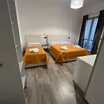 Maluna Πανσιόν 3*